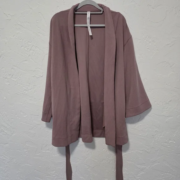 Lululemon Athletica Pink Robe Sweater Size   6 - Picture 3 of 14